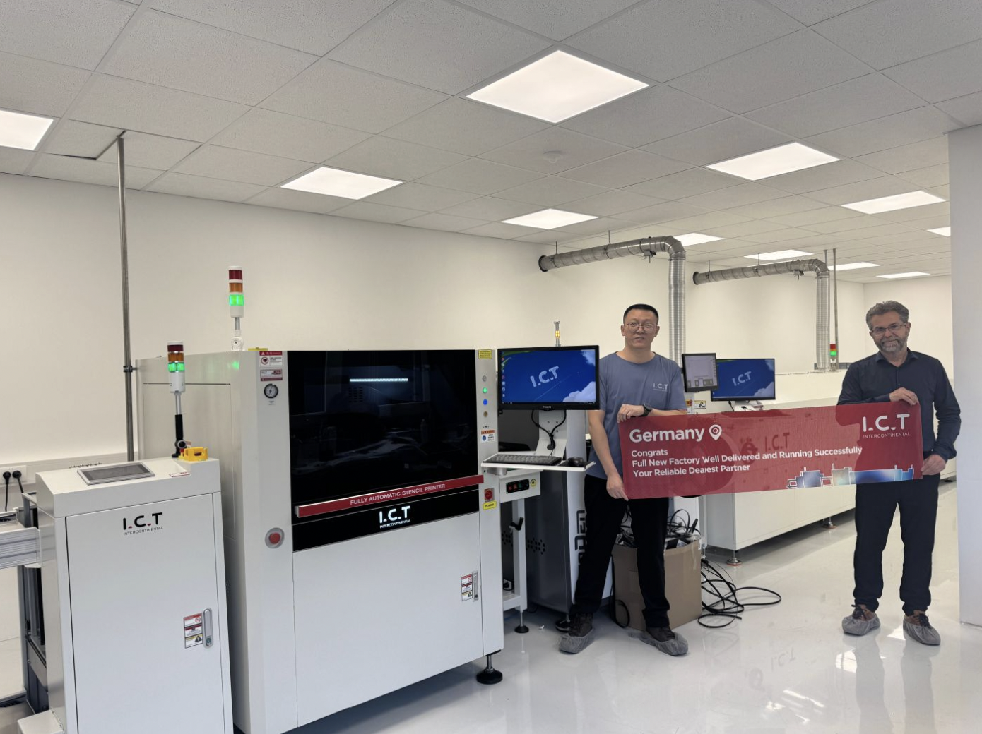 تم تثبيت الخط الكامل لتكنولوجيا المعلومات والاتصالات SMT بنجاح.png