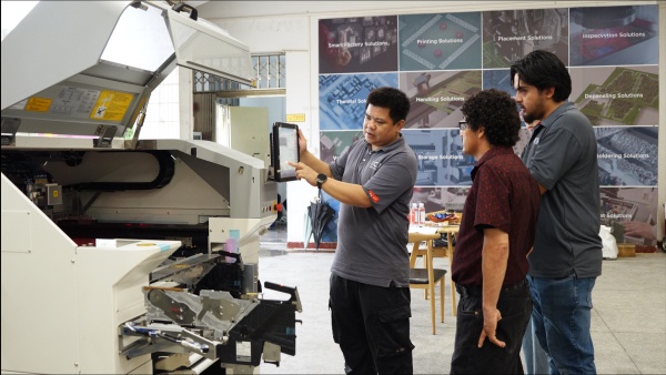 تكنولوجيا المعلومات والاتصالات التوجيه الفني الكامل بشأن معدات SMT