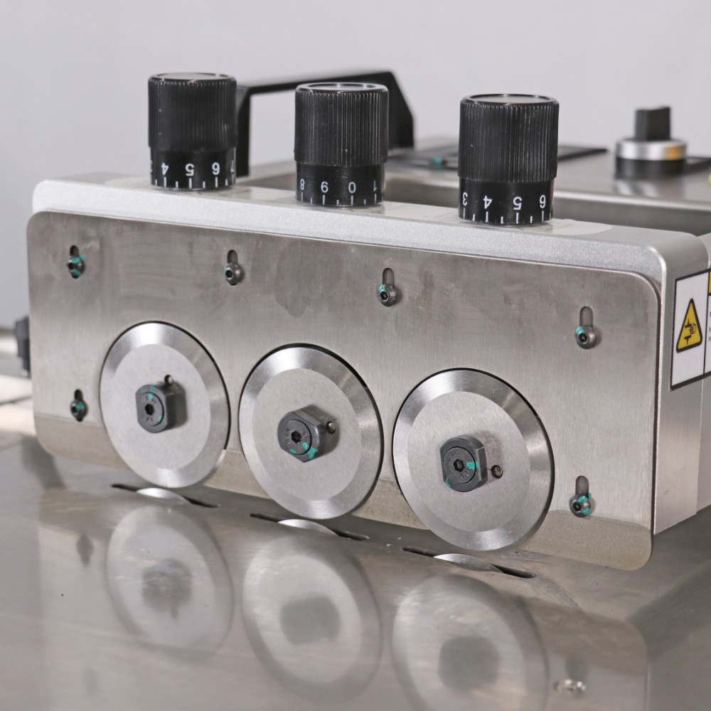 آي سي تي-MLS1200 | فاصل LED متعدد الشفرات 